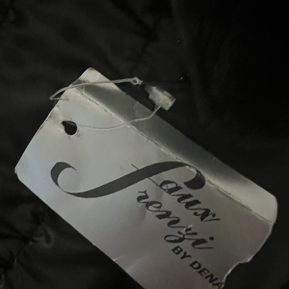 Faux Frenzi By Dena Women’s Vest Faux Fur Zip Up Black Size XL NEW - Picture 9 of 12